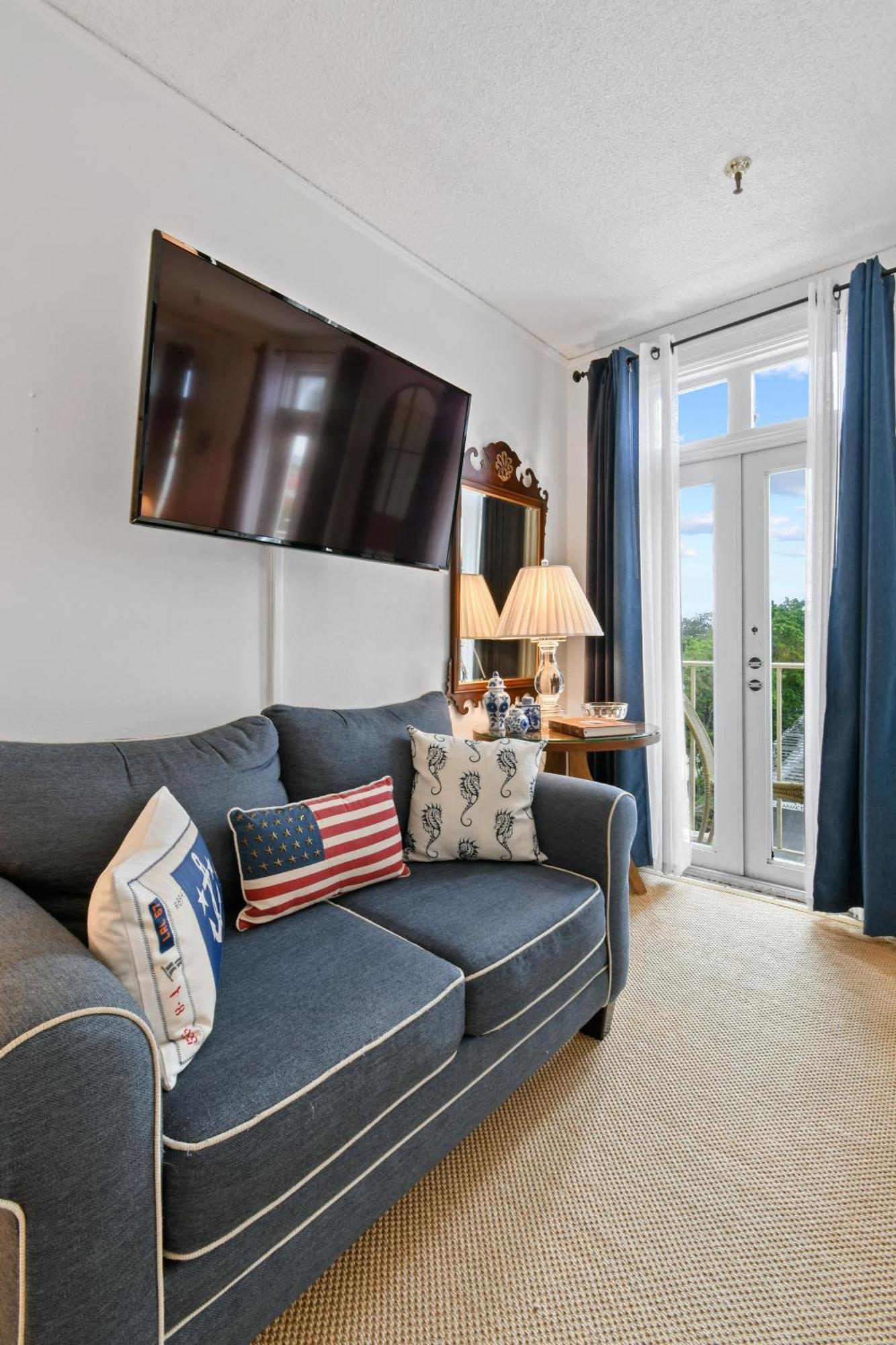 Orchid Suites - Historic Palm Beach Hotel Condominium Екстериор снимка