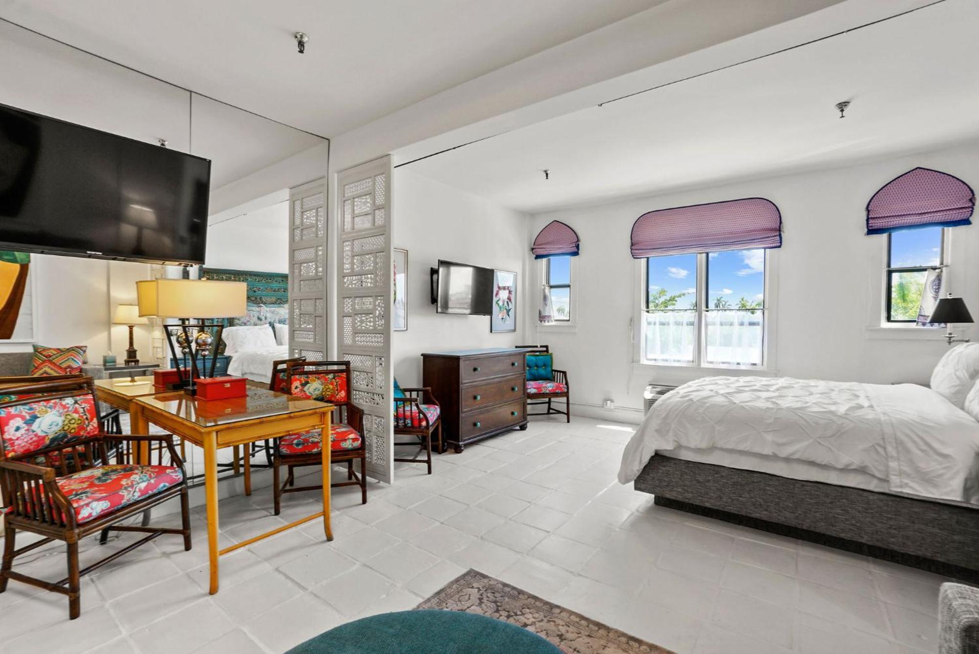 Orchid Suites - Historic Palm Beach Hotel Condominium Екстериор снимка