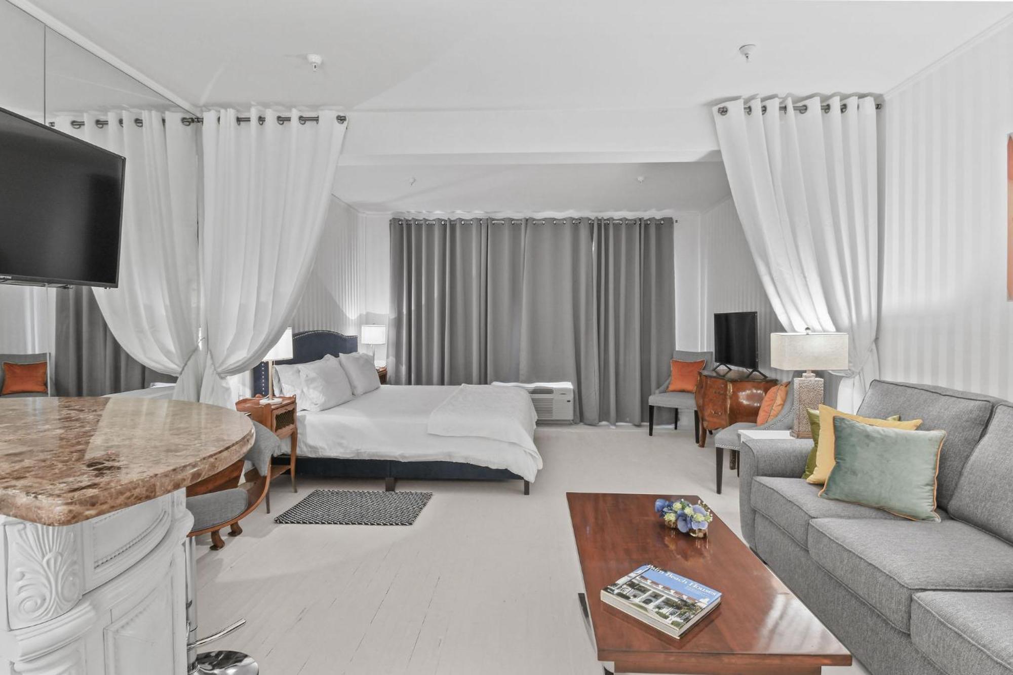Orchid Suites - Historic Palm Beach Hotel Condominium Екстериор снимка