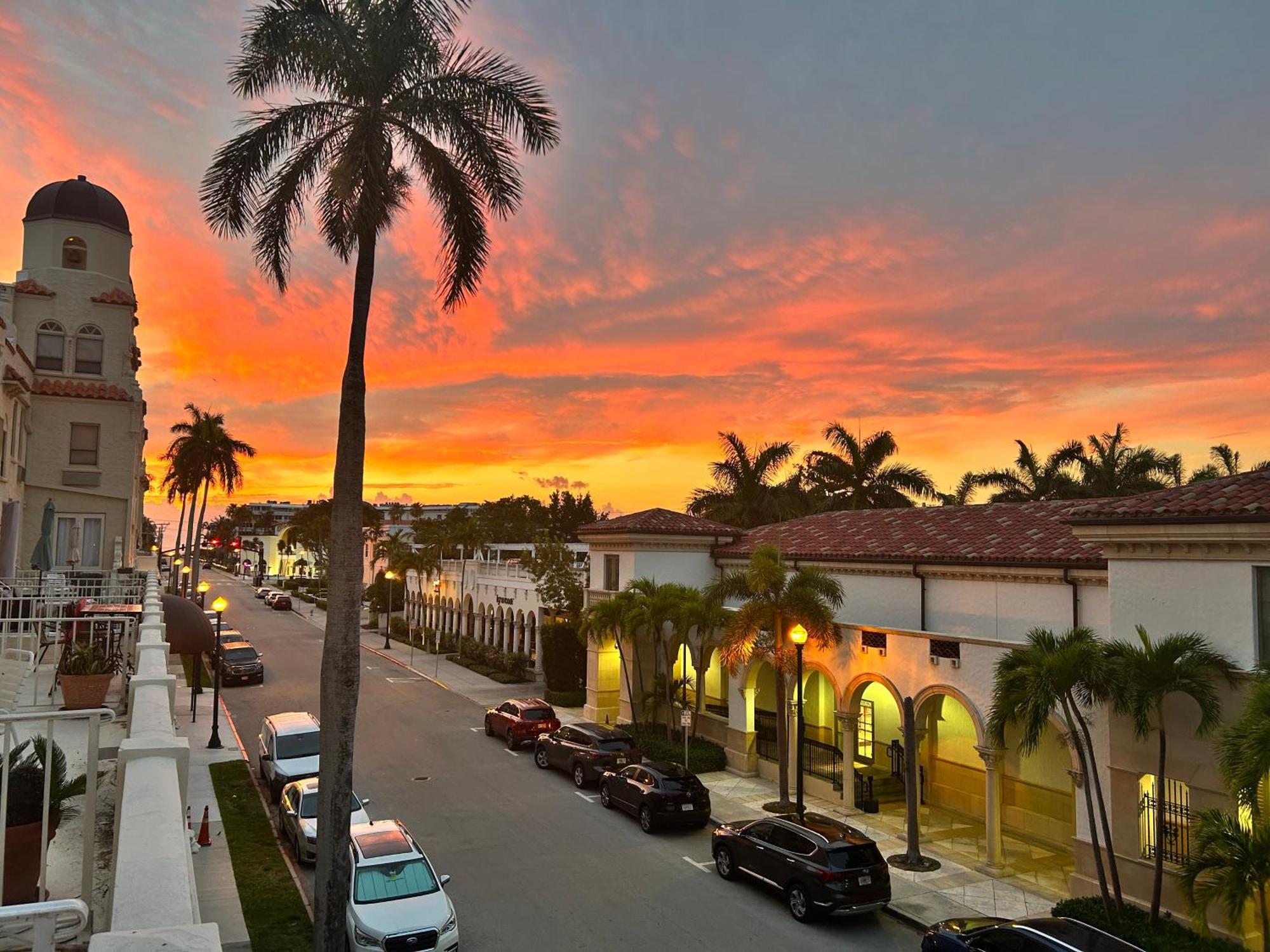 Orchid Suites - Historic Palm Beach Hotel Condominium Екстериор снимка