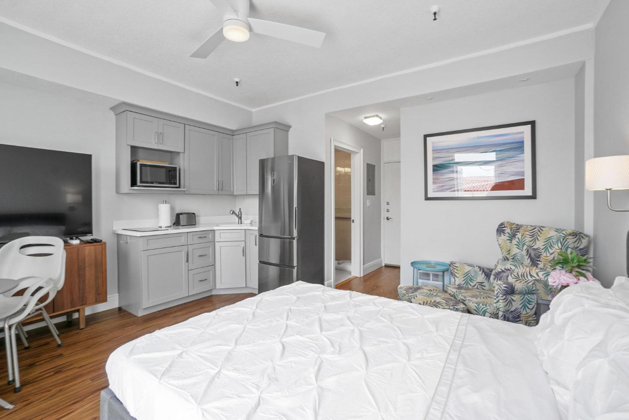 Orchid Suites - Historic Palm Beach Hotel Condominium Екстериор снимка